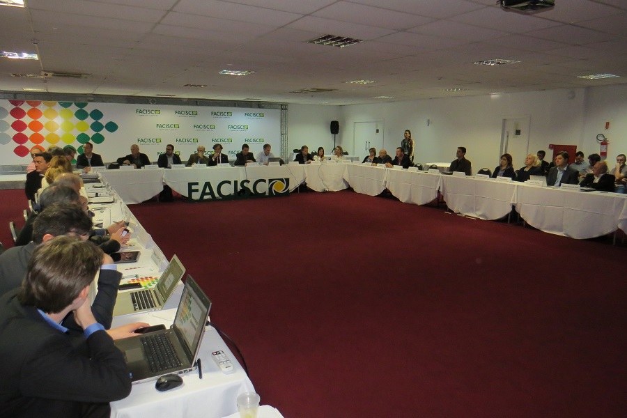 Crescimento da Facisc é apresentado na reunião de diretoria da entidade Crescimento da Facisc é apresentado na reunião de diretoria da entidade