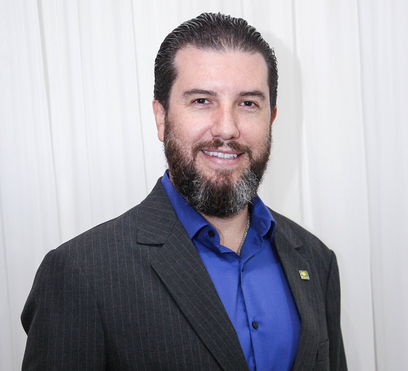 Empresário Halisson Habitzreuter eleito presidente da ACIBr  de Brusque