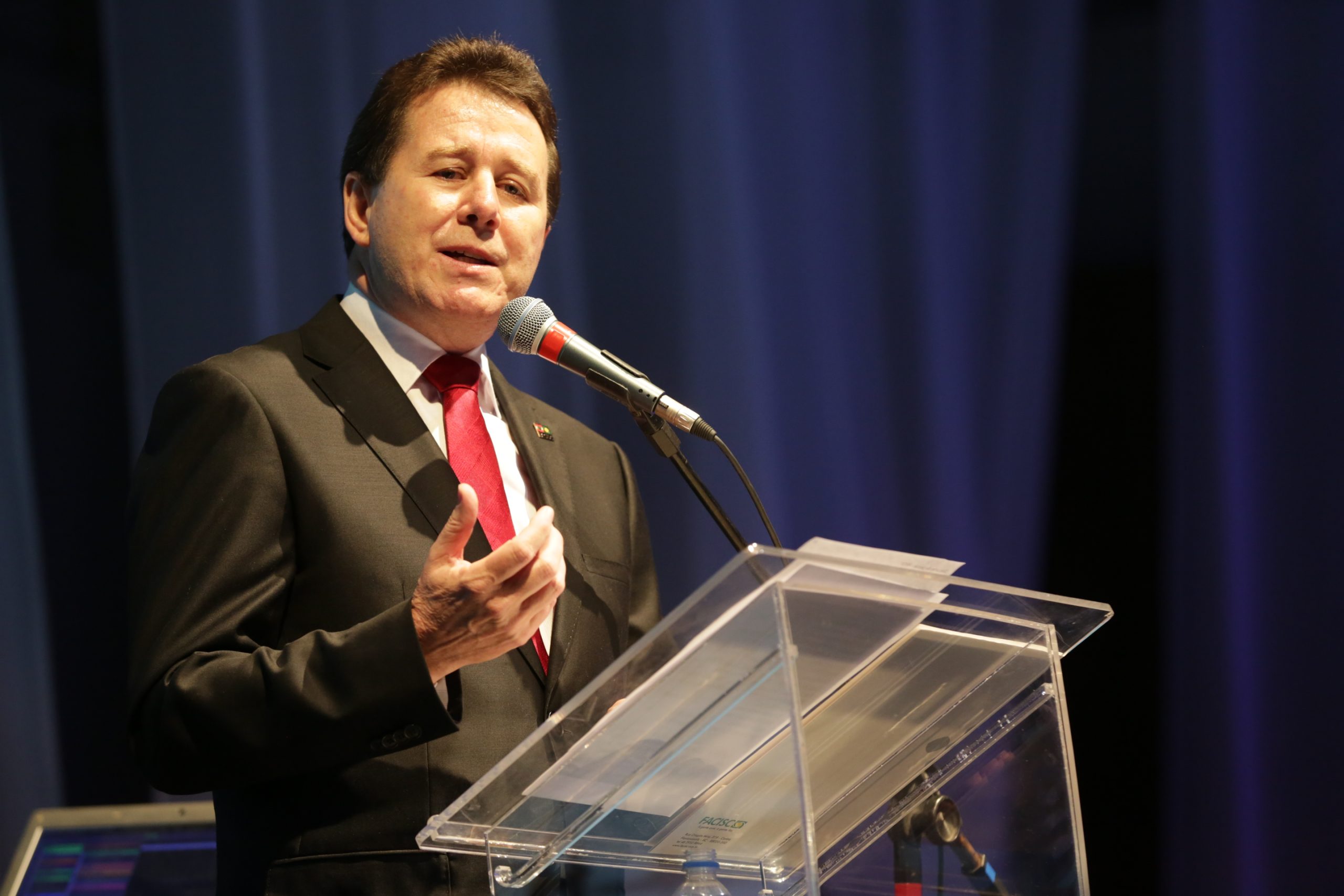 Reck renova mandato na diretoria da FACISC