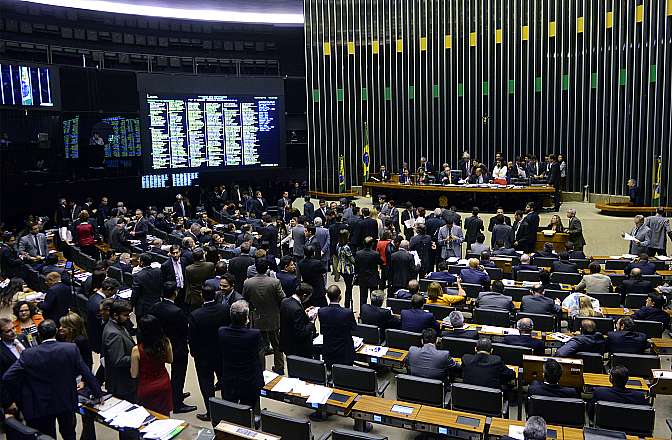 Câmara conclui votação de projeto que amplia o Supersimples; texto vai ao Senado Câmara conclui votação de projeto que amplia o Supersimples; texto vai ao Senado