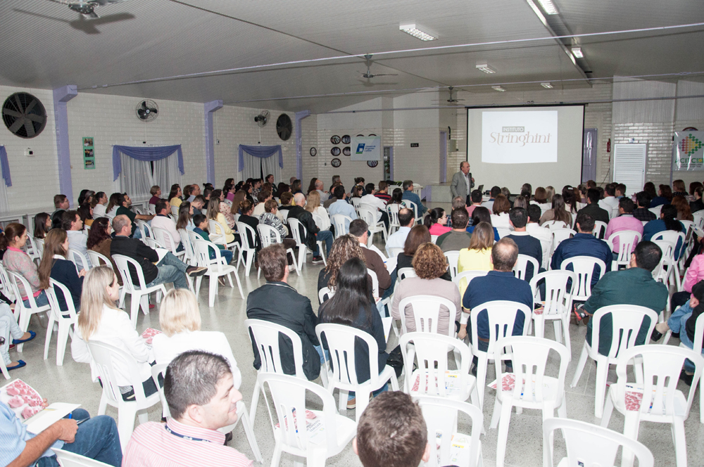 Palestra sobre Orçamento Familiar é realizada com sucesso pela ACITC Palestra sobre Orçamento Familiar é realizada com sucesso pela ACITC