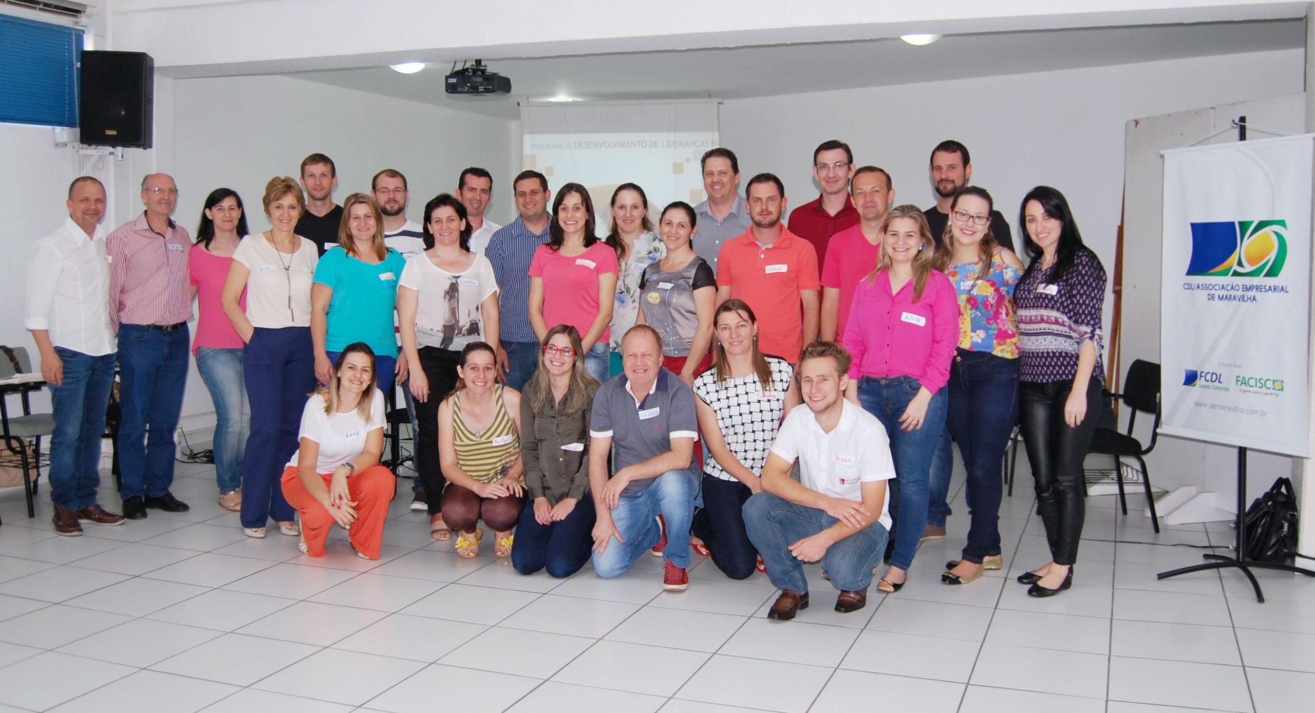 Líderes concluem capacitação na Associação Empresarial de Maravilha Líderes concluem capacitação na Associação Empresarial de Maravilha