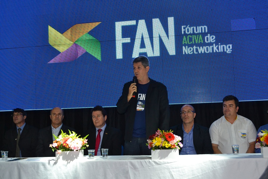 FAN inicia com casa cheia em Araranguá
