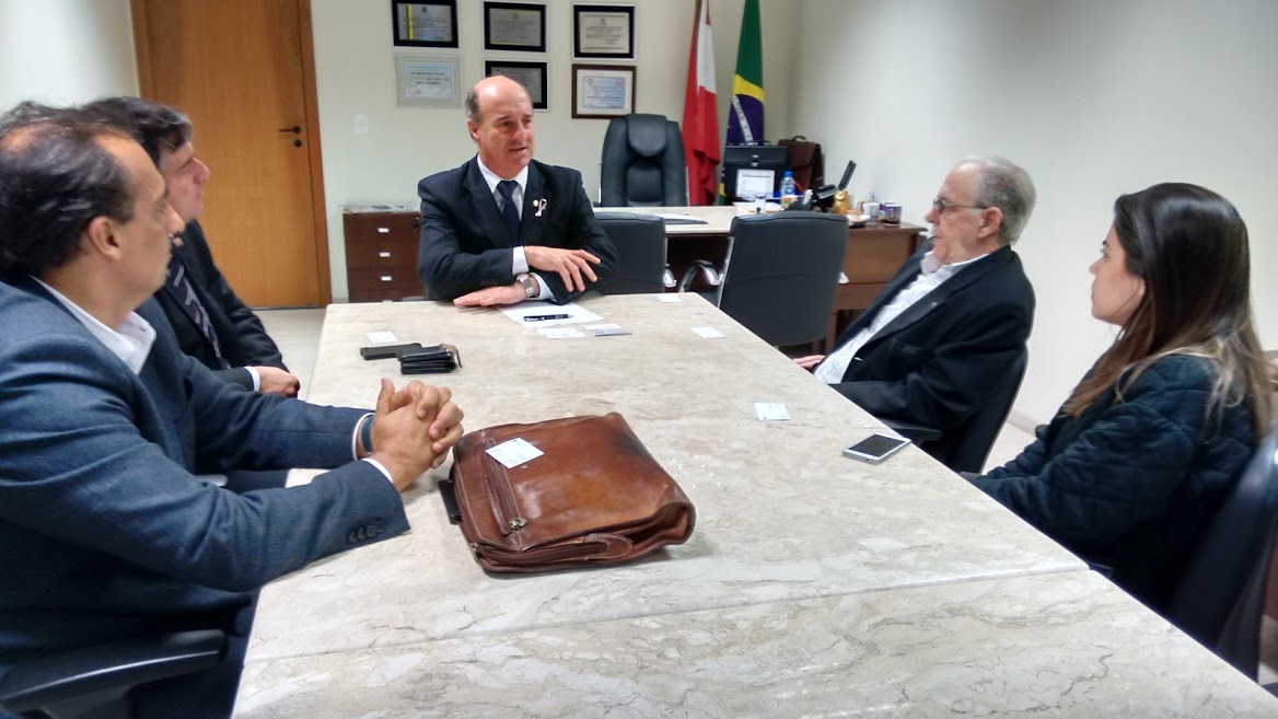 Deputado José Milton Scheffer recebe representantes da FACISC