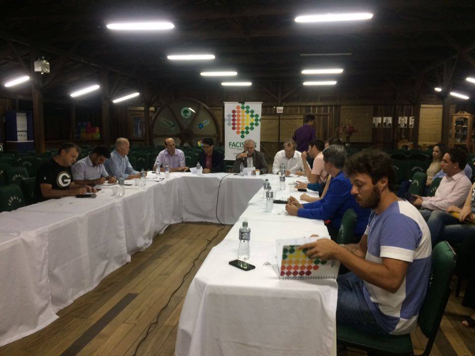 Associações Empresariais se unem pelo fortalecimento do Extremo Sul Catarinense