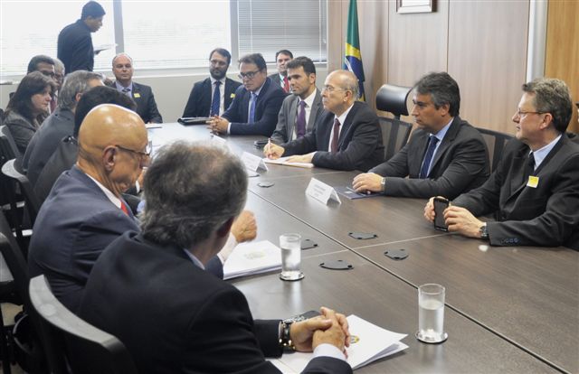Presidente da ACIN articula soluções do Governo Federal para o aeroporto de Navegantes durante reunião em Brasília
