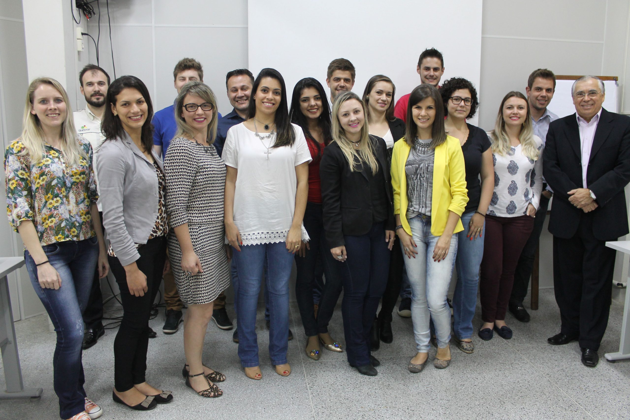 Jovens conhecem a arte de comunicar com sucesso