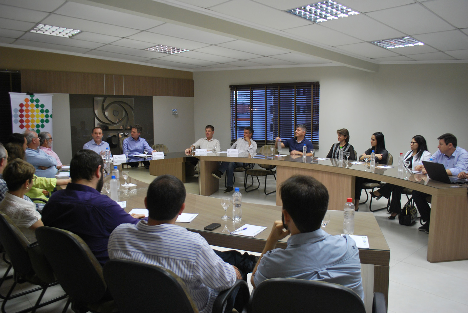 BR101 volta à pauta e reúne lideranças na ACIT para Plenária regional da FACISC BR101 volta à pauta e reúne lideranças na ACIT para Plenária regional da FACISC