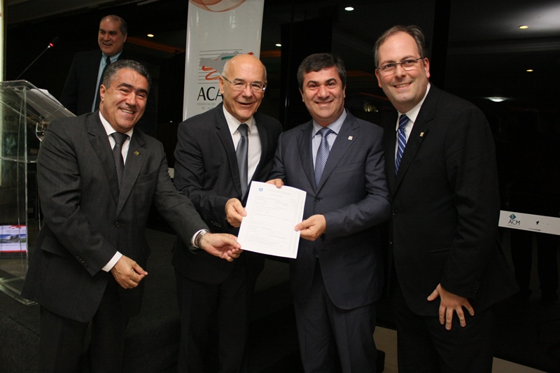 Prefeitura emite alvará para construção da nova sede da FACISC