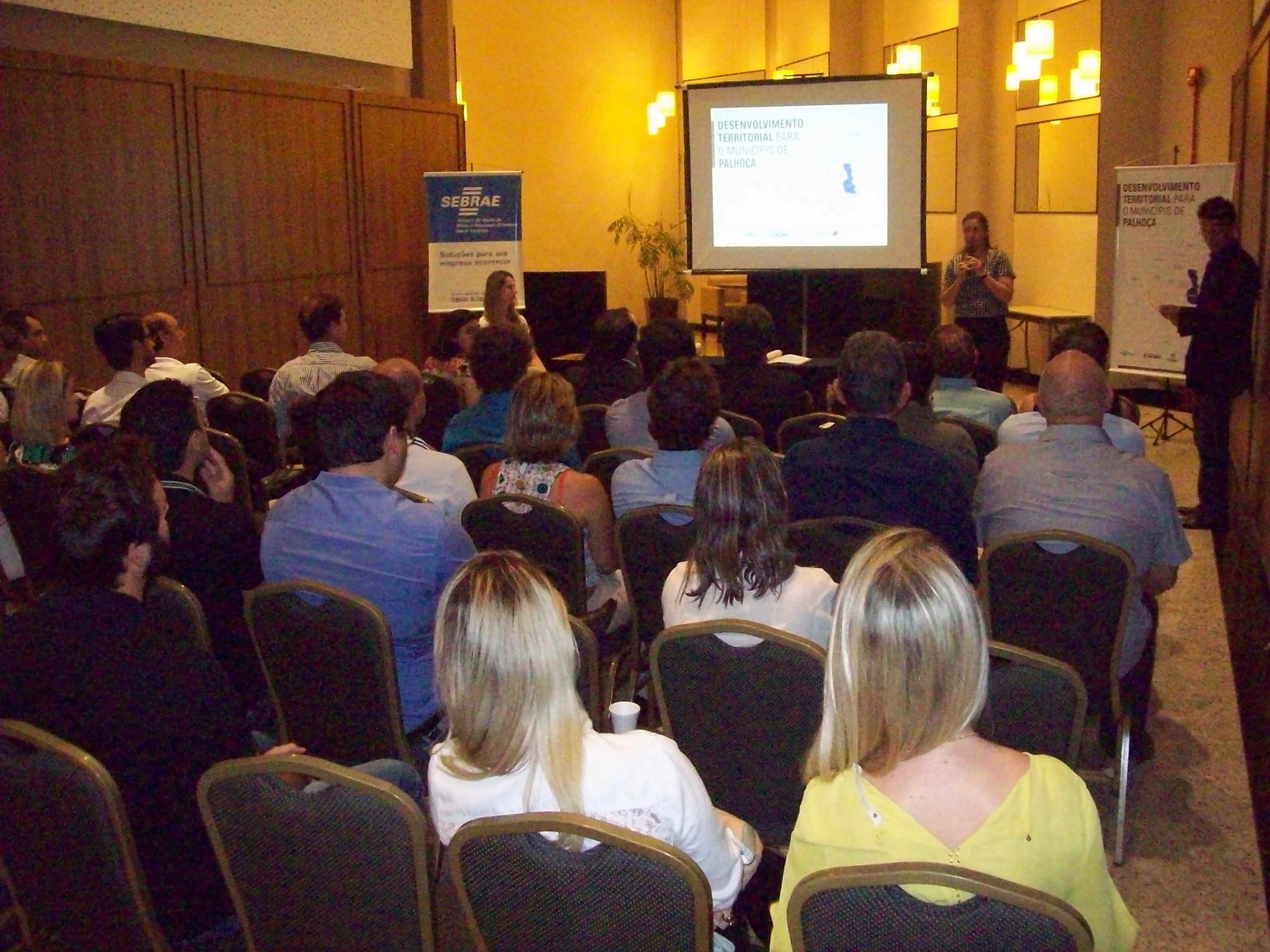 Convênio com Sebrae-SC formaliza o Case na sede da ACIP Palhoça