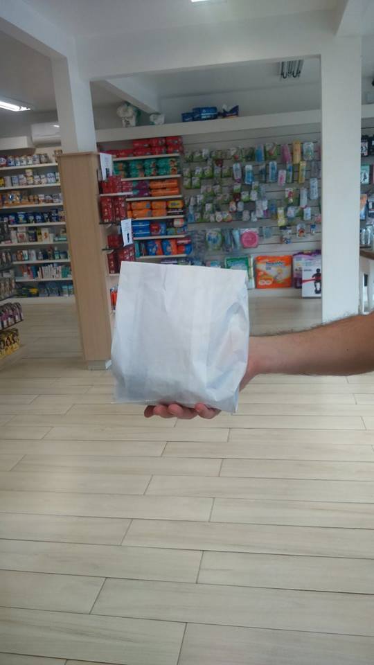 Empresário dá exemplo ao substituir sacolas plásticas antes de lei entrar em vigor