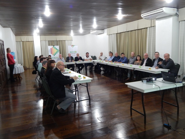 Representantes do Planalto Norte reúnem-se em Canoinhas