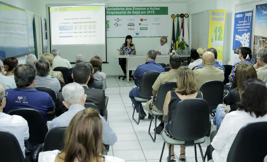 Juíza Sônia Moroso Terres participa de reunião na ACII e detalha necessidade de criação da 3ª Vara Criminal em Itajaí