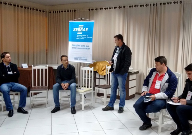 Empresas ampliam rede de contato no Happy Hour de Negócios