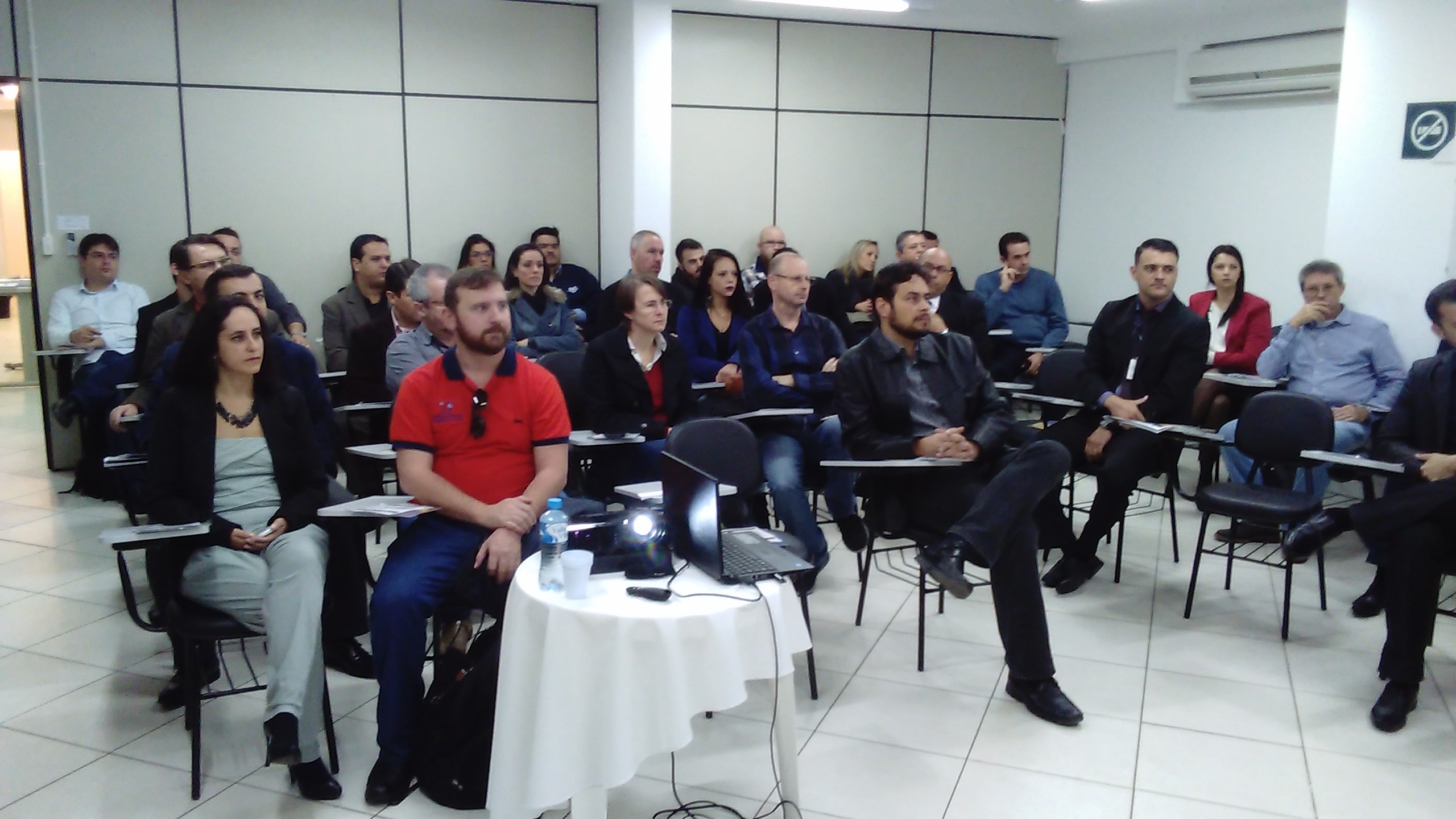 Café de Negócios da ACIP de Palhoça estimula novos relacionamentos empresariais