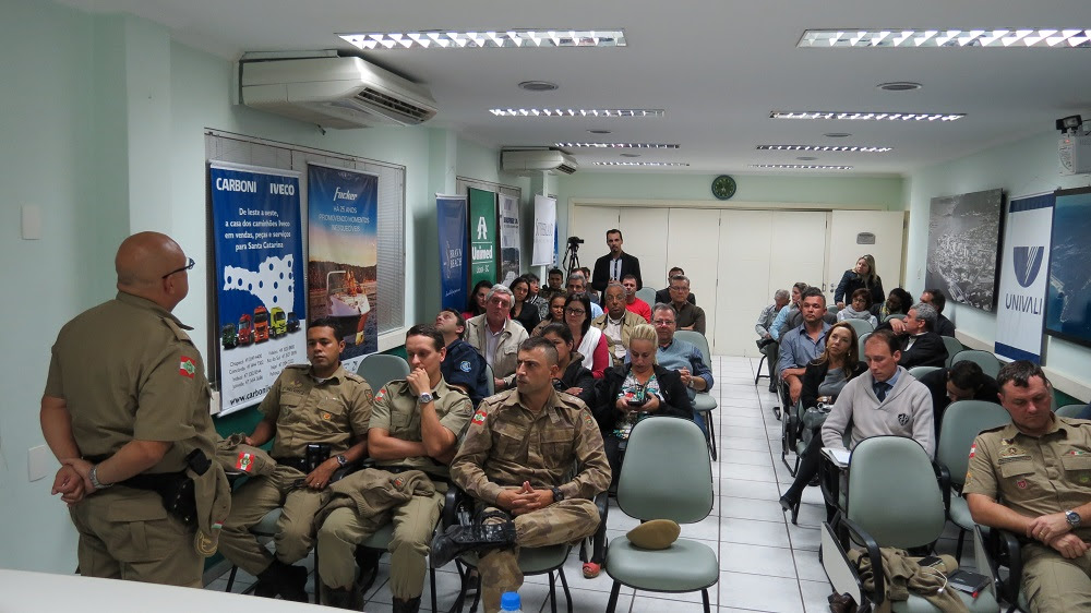 ACII recebe reunião entre PM e associações comunitárias