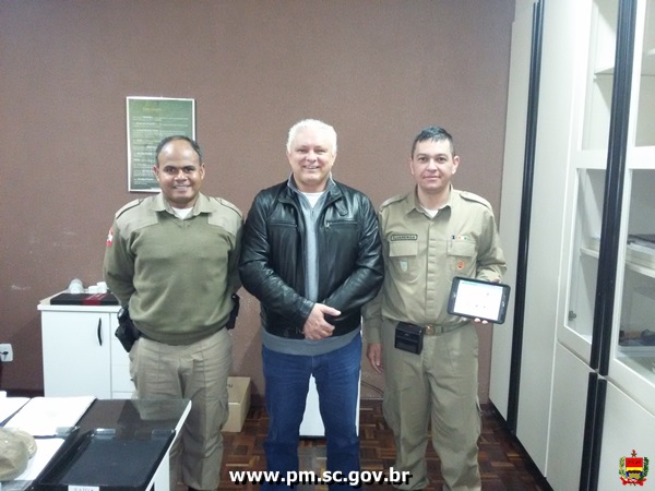 Presidente da ACIC Caçador visita quartel da Polícia Militar