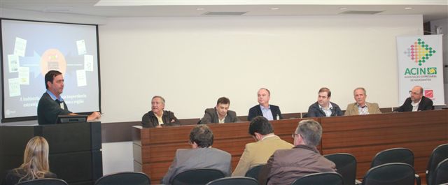 ACI Navegantes cria grupo de trabalho com representantes do setor pesqueiro da região ACI Navegantes cria grupo de trabalho com representantes do setor pesqueiro da região