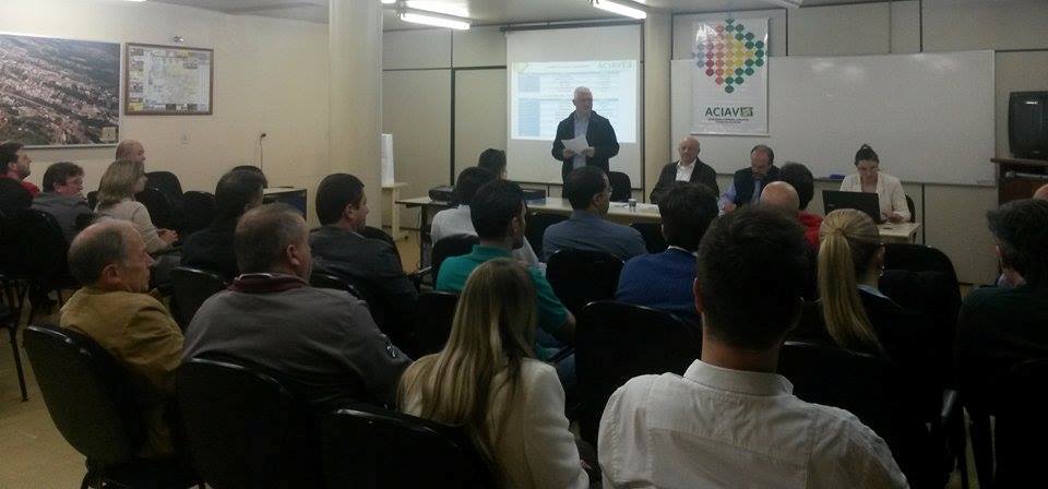 Vilson Giazzoni é reeleito presidente da ACIAV