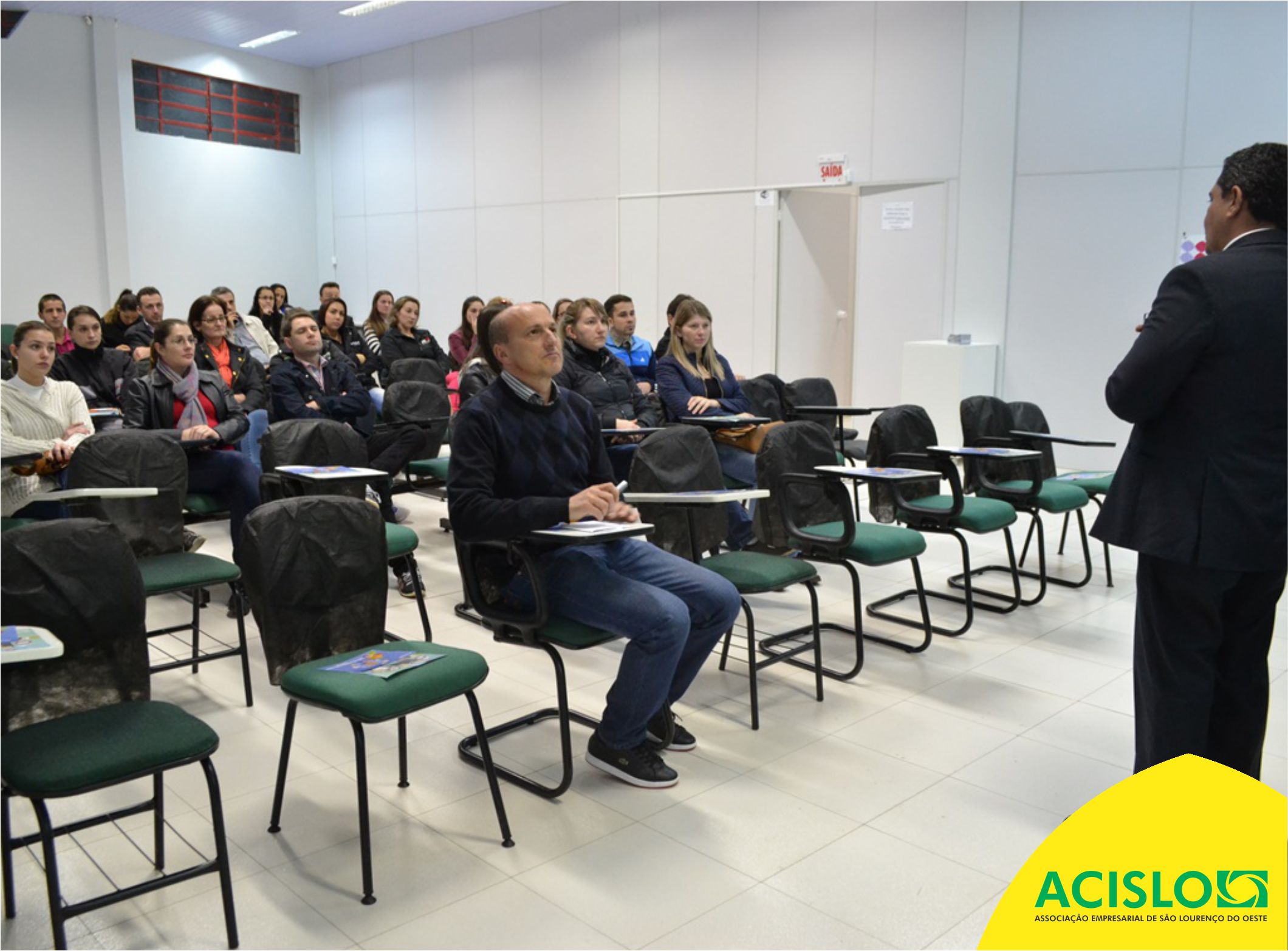 Facisc, Boa Vista e ACIs  orientam empresários sobre como evitar inadimplência