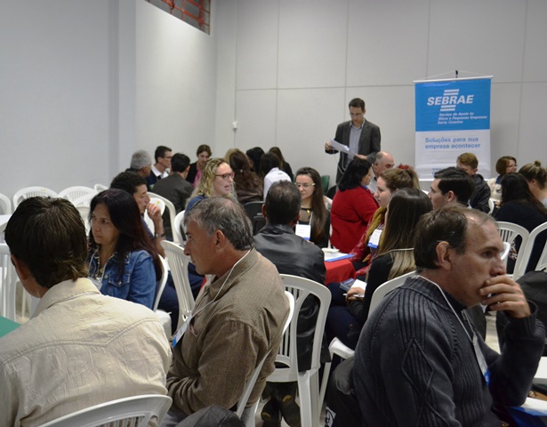Uma noite voltada ao aprendizado para microempreendedores em São Lourenço do Oeste