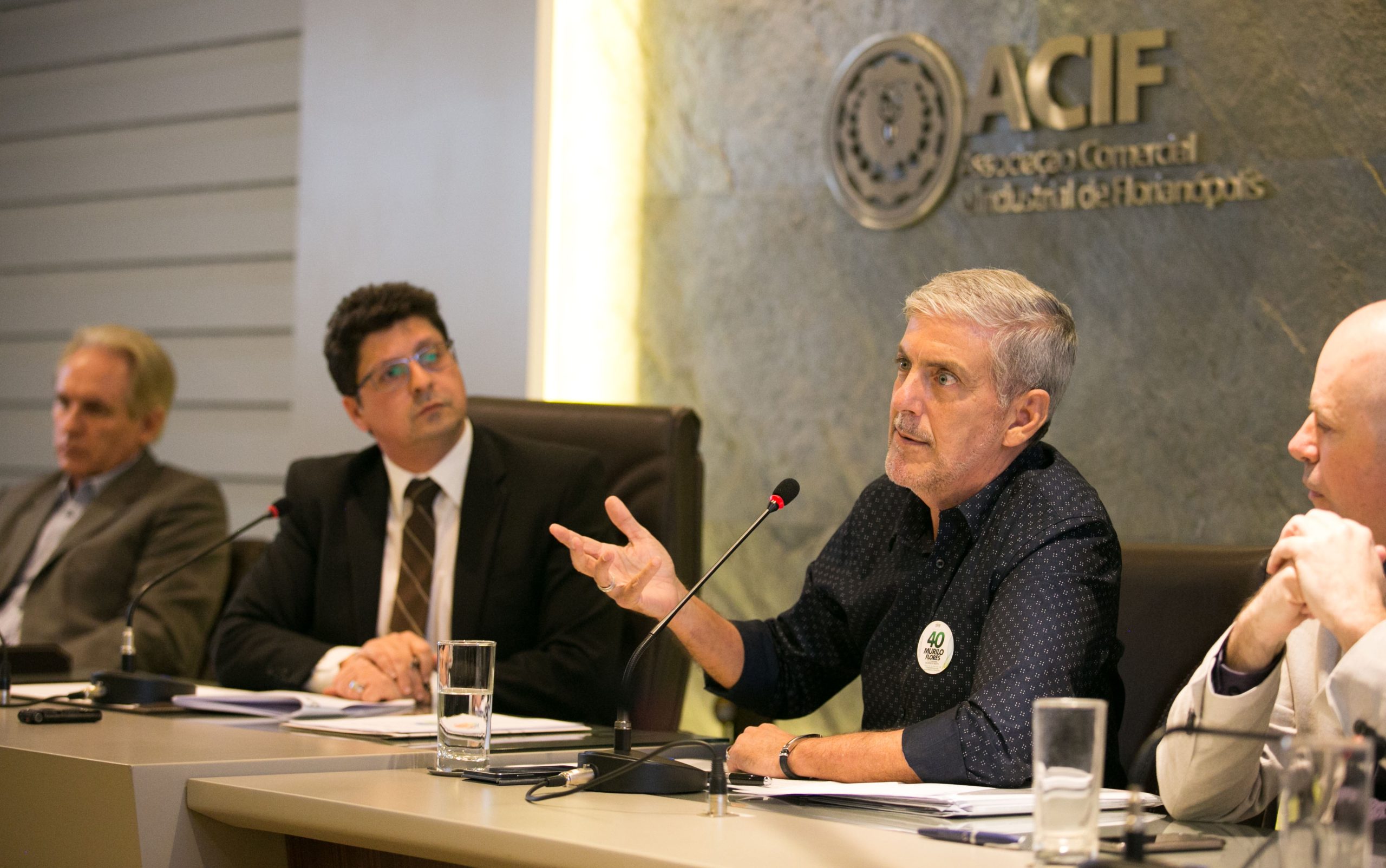 ACIF entrega propostas de gestão para à prefeitura de Florianópolis e recebe candidatos