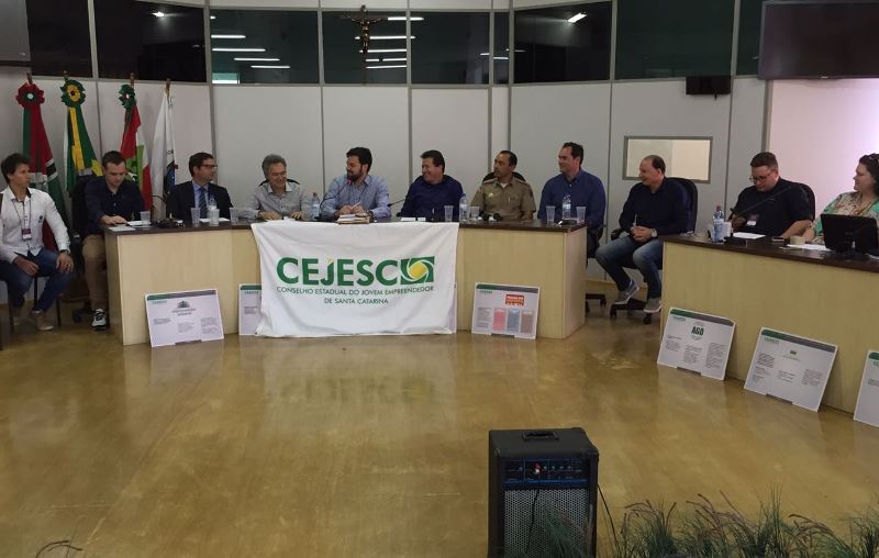 Presidente da FACISC prestigia encontro do Cejesc em Xanxerê