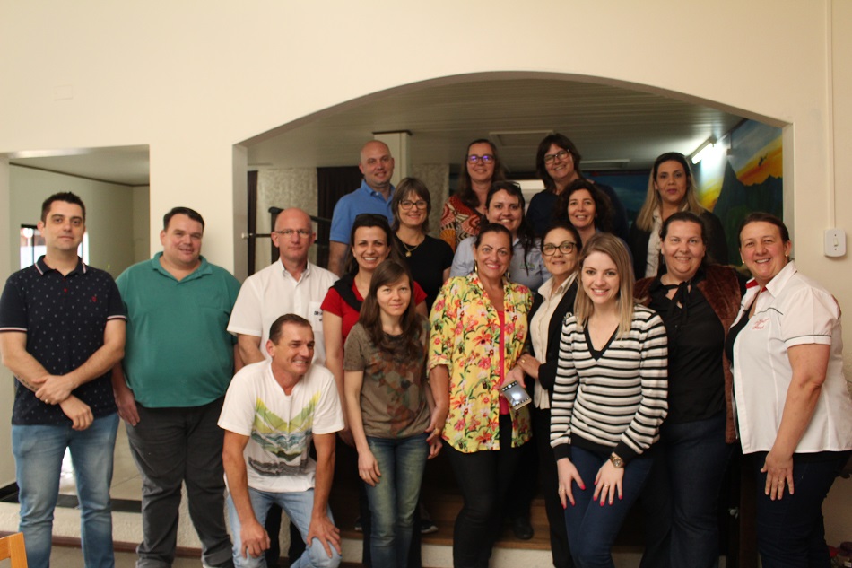 Núcleo de Turismo e Hospitalidade da ACIRS promove reunião regional