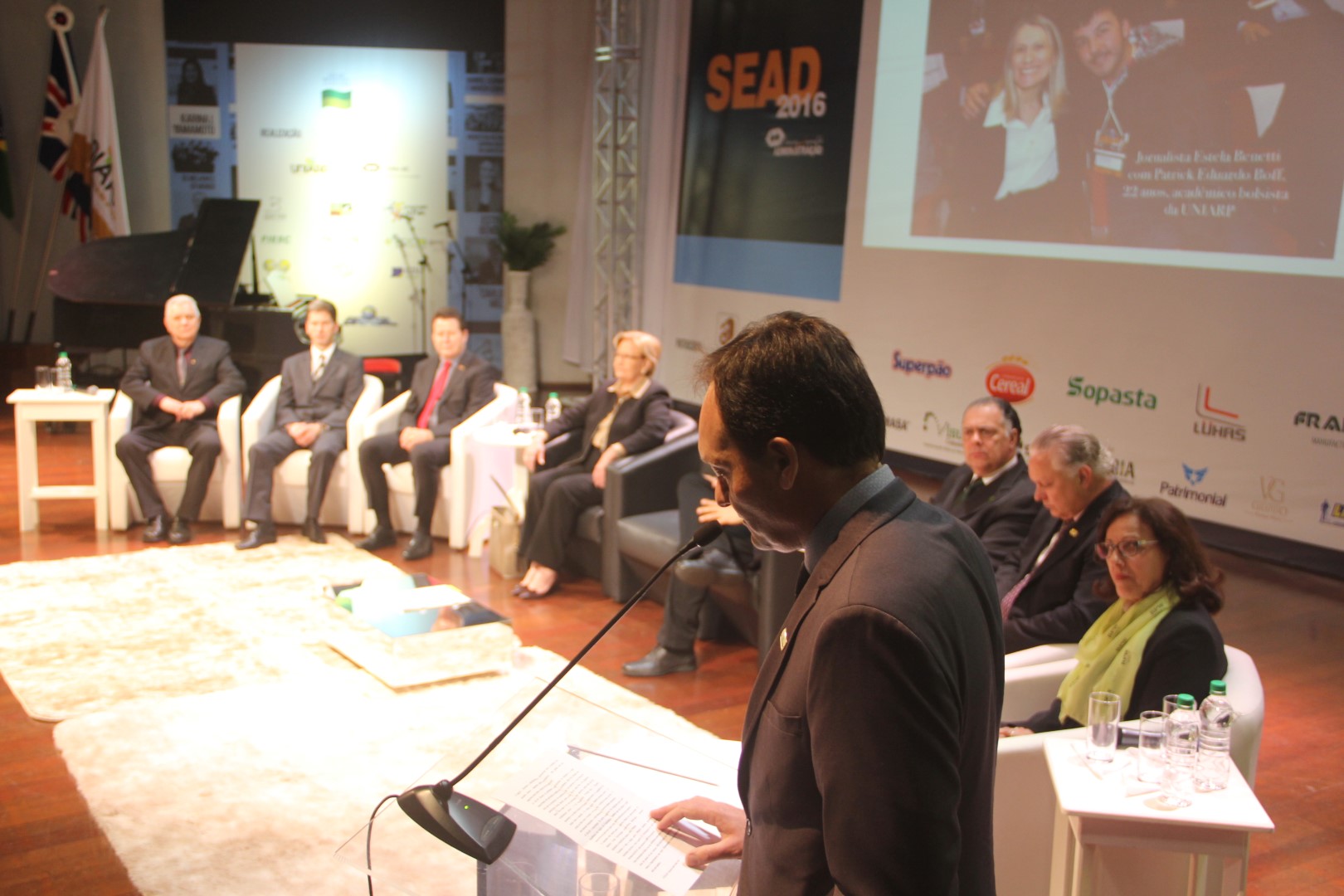 Presidente da Facisc participa de debate em Caçador com senadora Ana Amélia Lemos