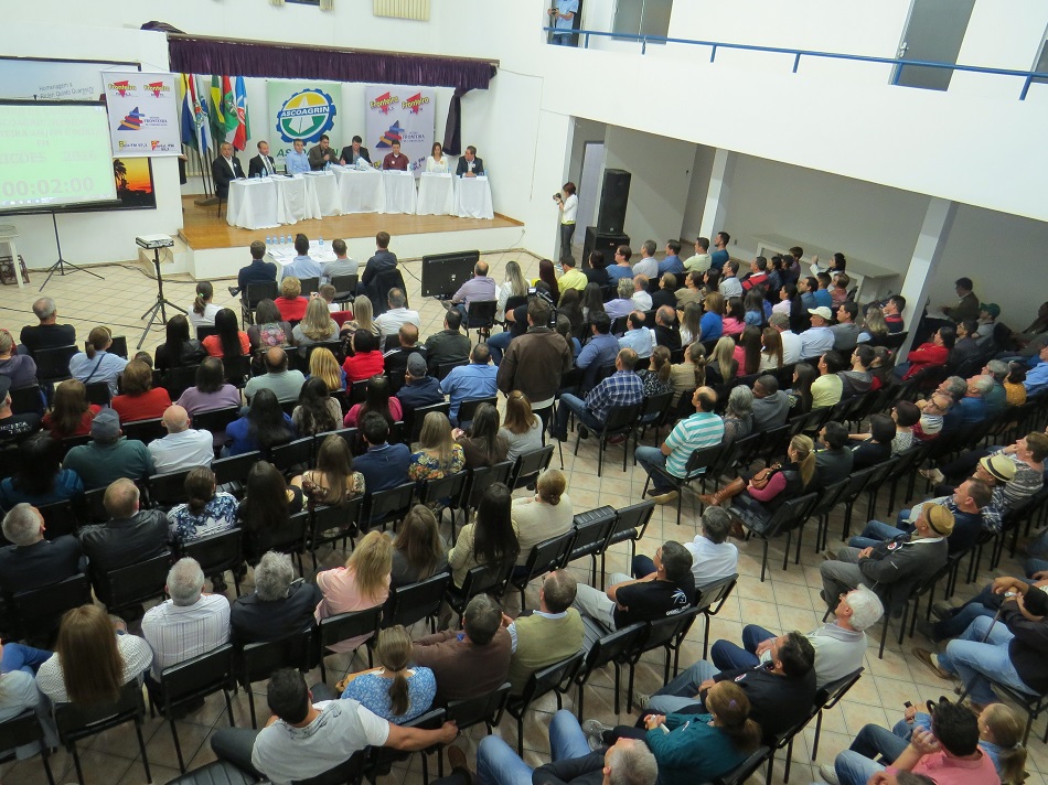 Com novidades, 4º Encontro de Candidatos promovido pela Ascoagrin supera expectativas Com novidades, 4º Encontro de Candidatos promovido pela Ascoagrin supera expectativas