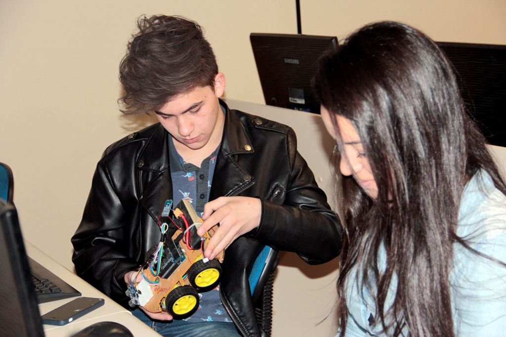 NTIC aproxima estudantes do setor de tecnologia da informação em Chapecó