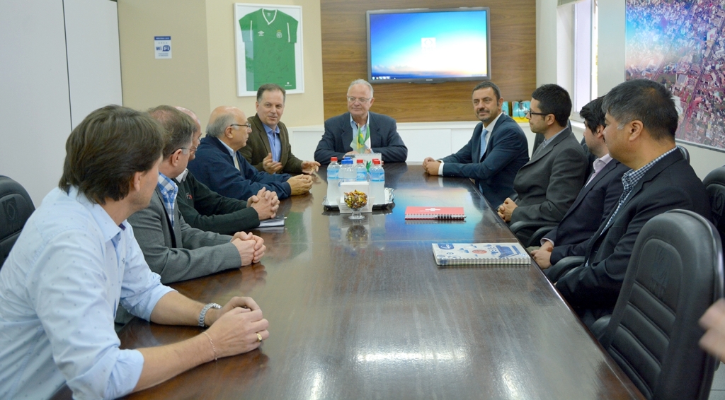 ACIC Chapecó recebe comitiva italiana