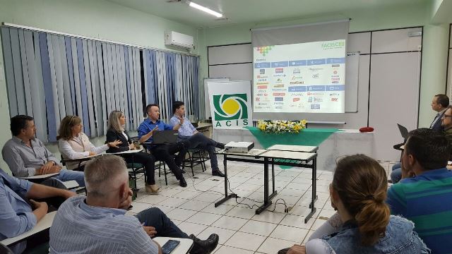 Representantes da ACIC Concórdia e ACIS Seara estudam parceria com a TIM