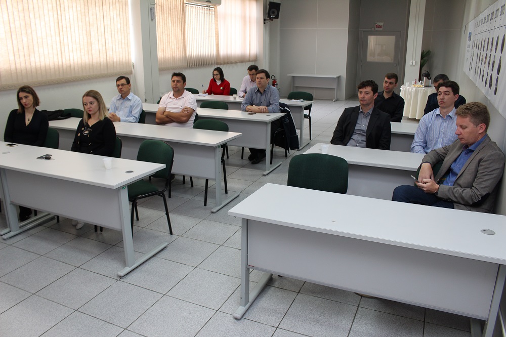 Mudanças no estatuto da ACIRS de Rio do Sul são aprovadas em Assembleia