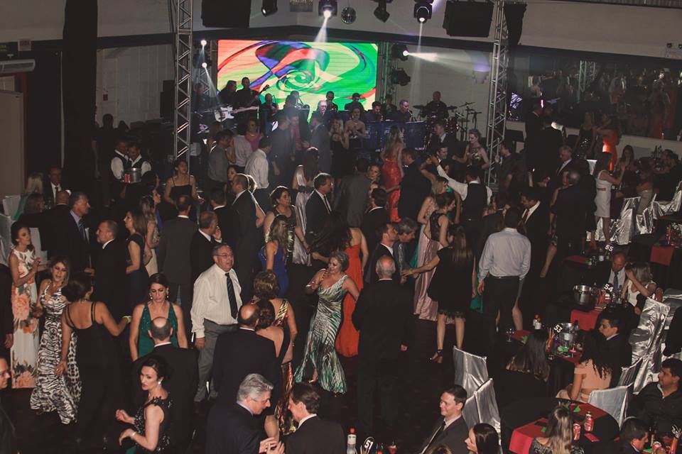 Baile de Aniversário comemorou 76 anos da ACIOC em Joaçaba