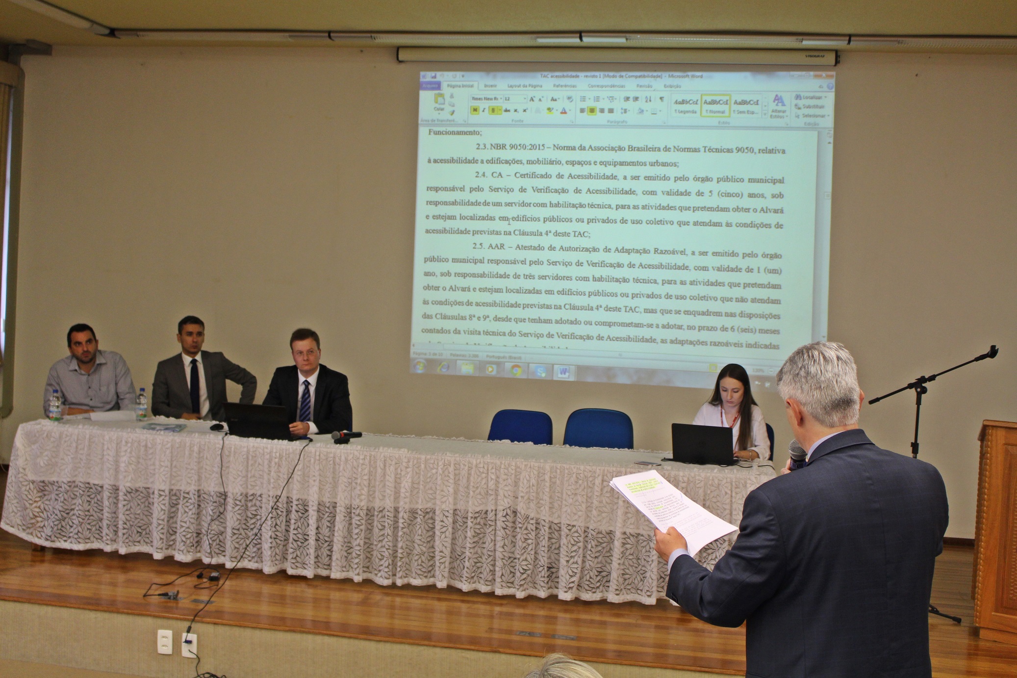 ACIOC participa da Audiência Pública sobre a Lei da Acessibilidade em Joaçaba
