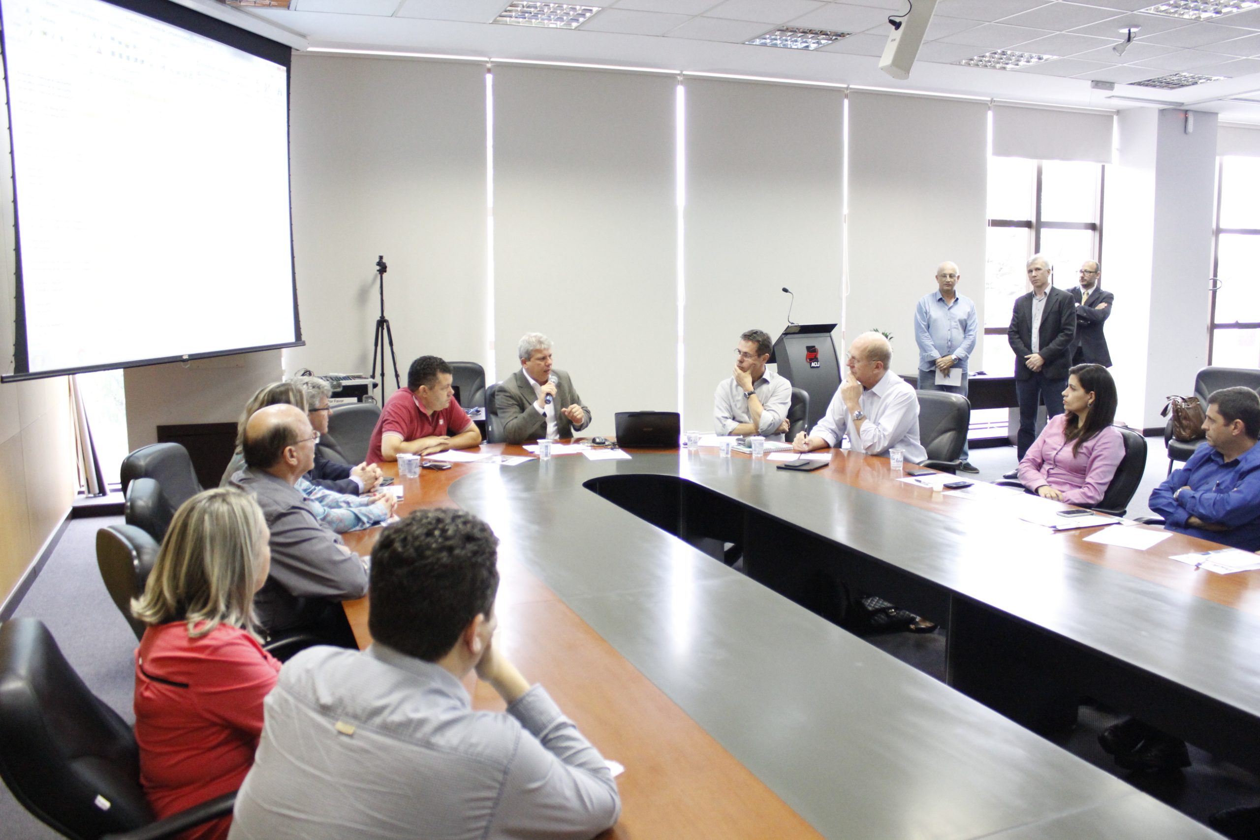 Representantes do setor imobiliário discutem revisão de indicador de teto do Minha Casa Minha Vida
