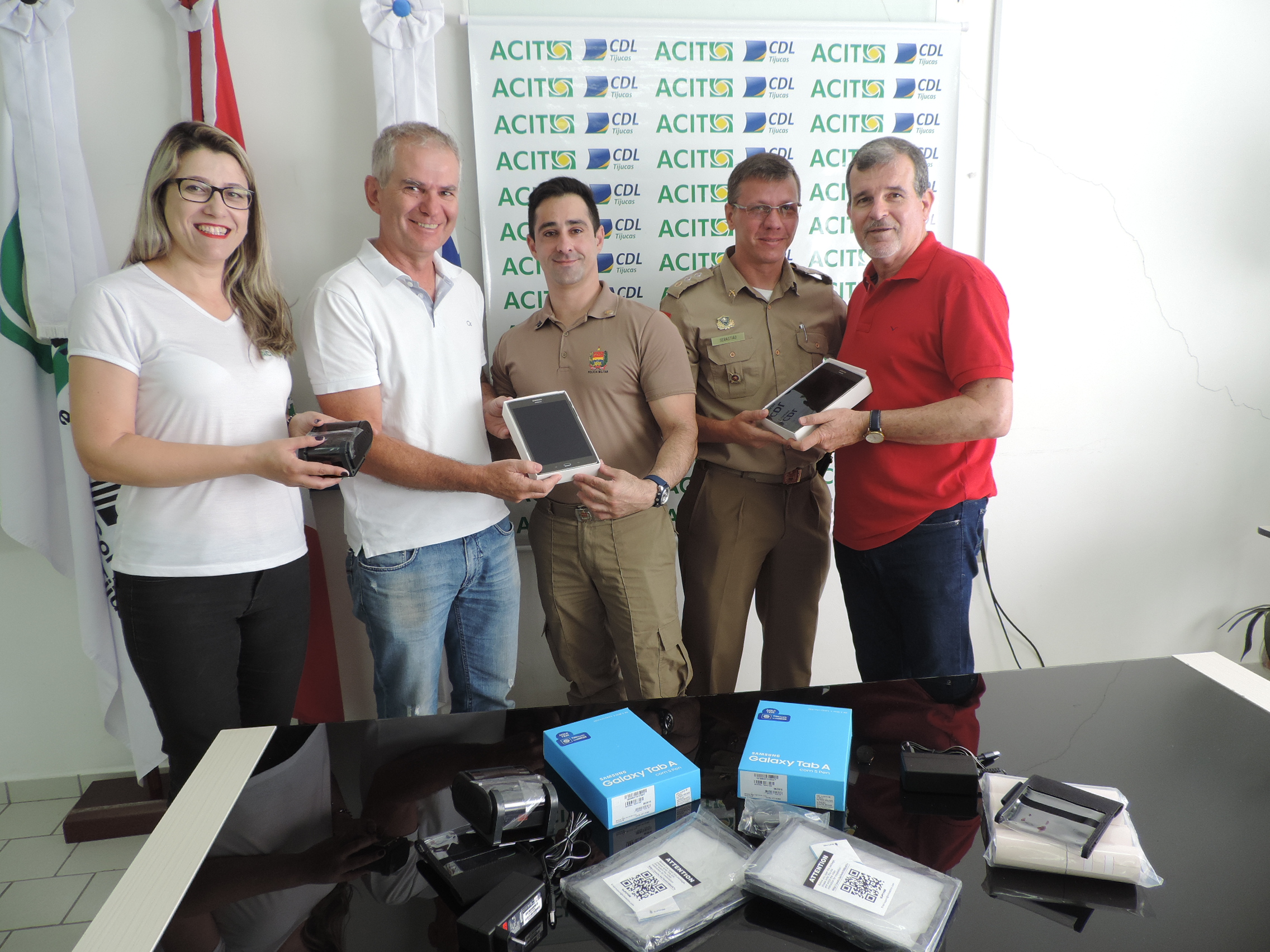 ACIT Tijucas colabora com equipamentos para a Polícia Militar ACIT Tijucas colabora com equipamentos para a Polícia Militar