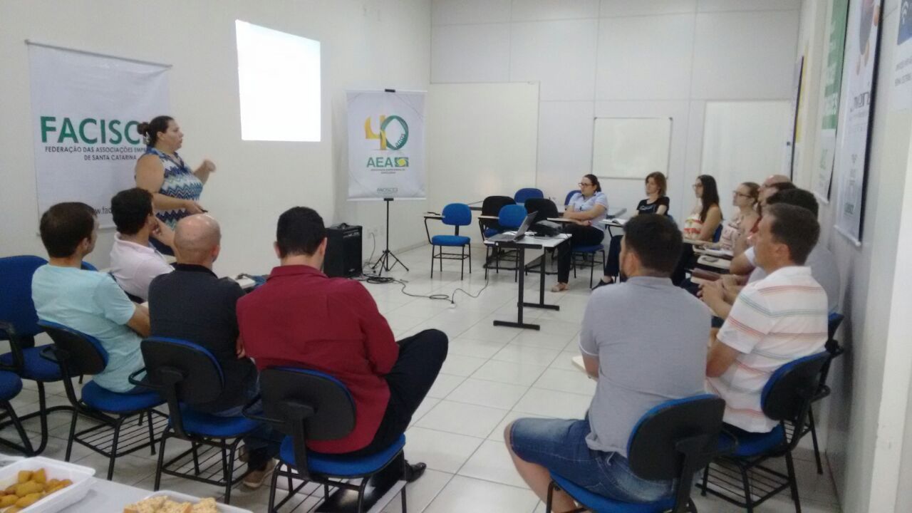 Diretores da Associação Empresarial de Agrolândia alinha ações para 2017