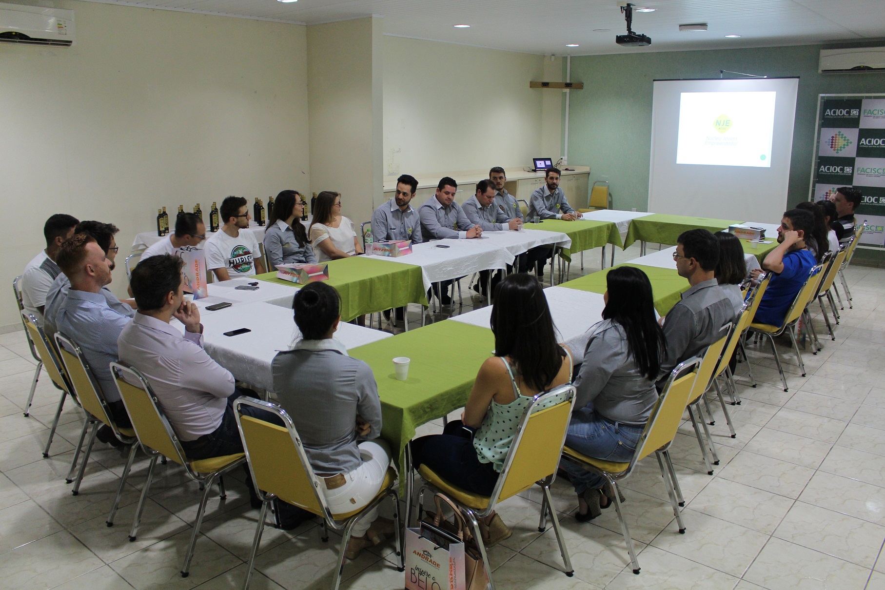 Núcleo Jovem Empreendedor da Acioc Joaçaba promove Talk Show