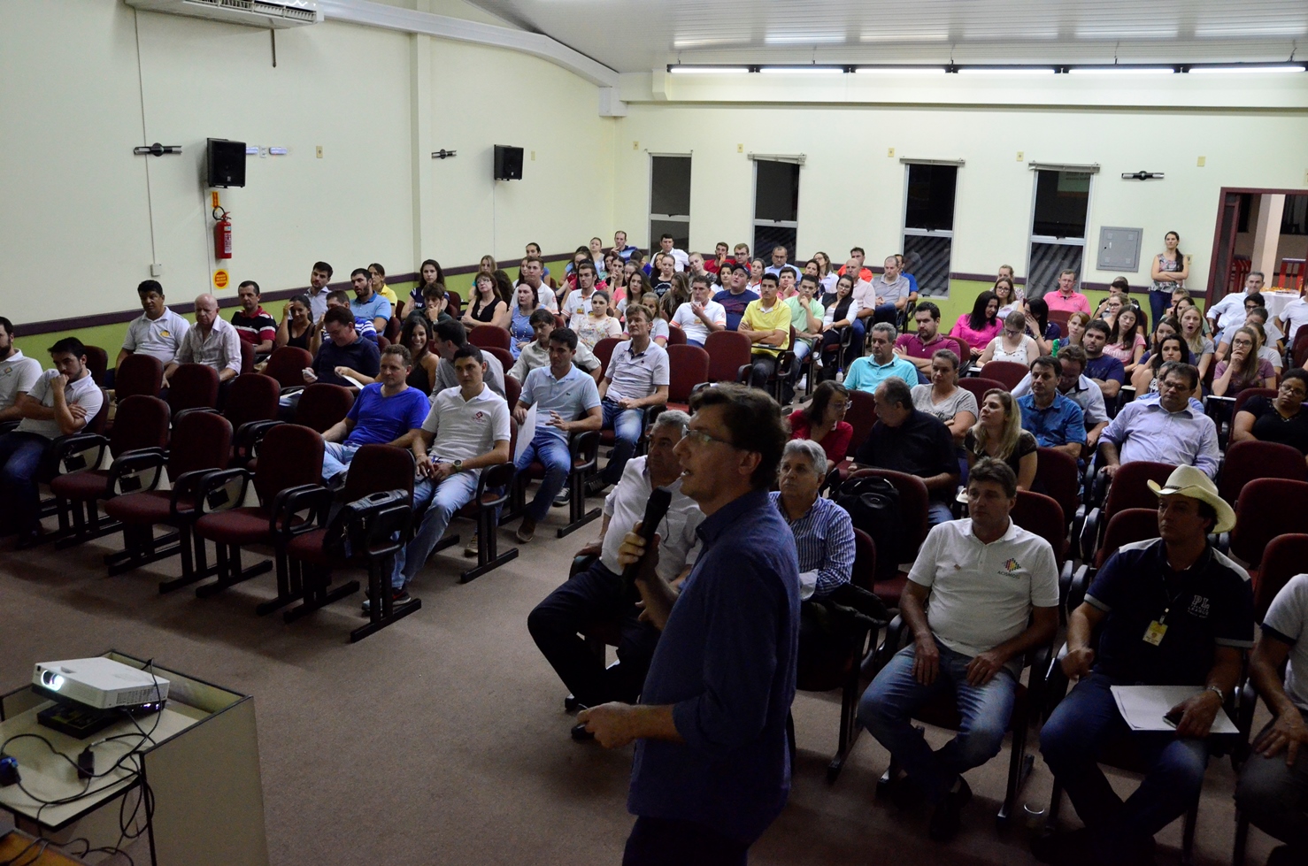 ACI de São Miguel do Oeste promove palestra sobre o SISBI para mais de 100 pessoas ACI de São Miguel do Oeste promove palestra sobre o SISBI para mais de 100 pessoas