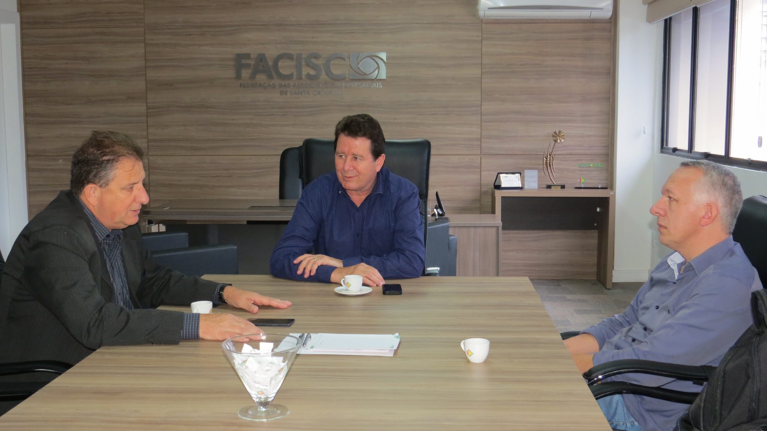 Facisc recebe visita do presidente do Inmetro/SC