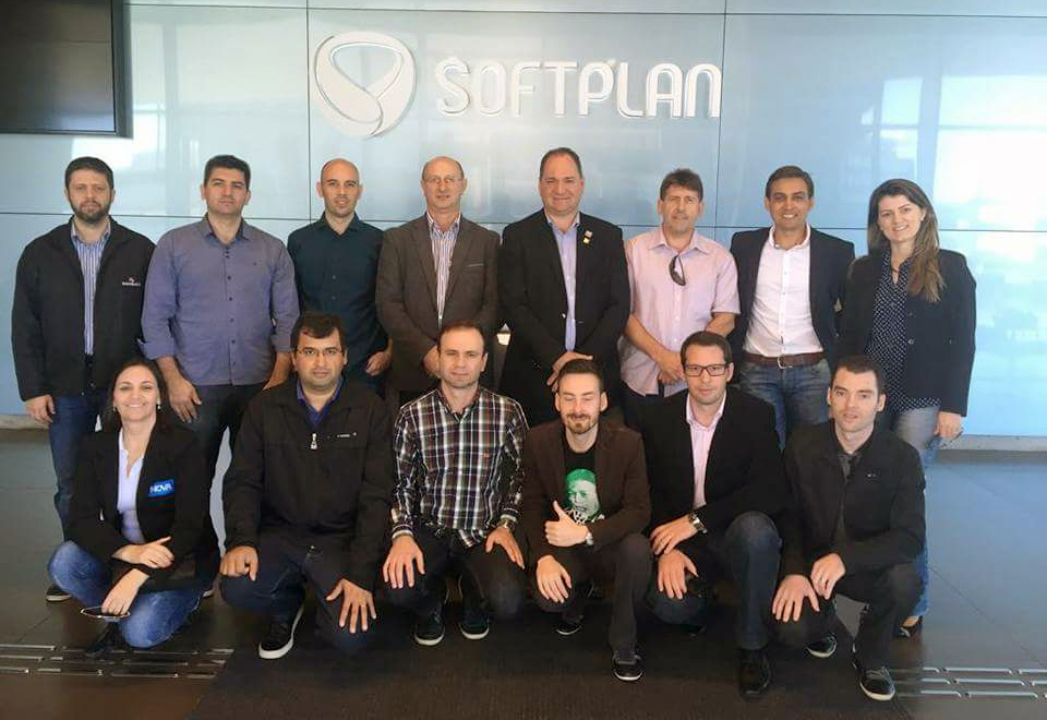 Empresários de TI da ACI Chapecó conhecem experiências de sucesso em Florianópolis