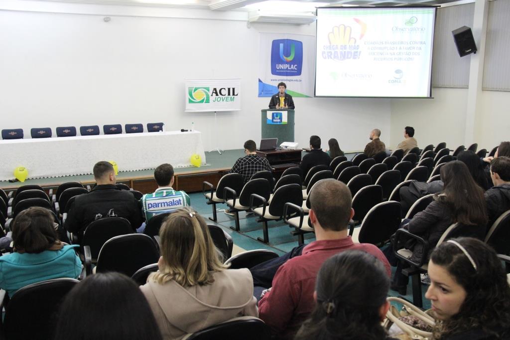 Palestras e caminhadas pela conscientização dos altos impostos Palestras e caminhadas pela conscientização dos altos impostos