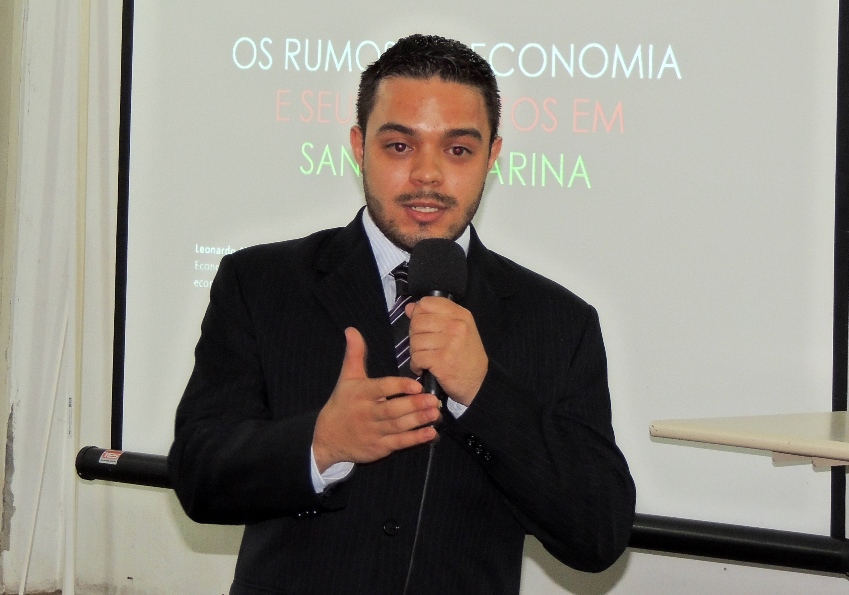 Redução do custo do crédito, da dívida pública e estímulo à atividade econômica são esperados com o corte da taxa Selic, analisa Facisc