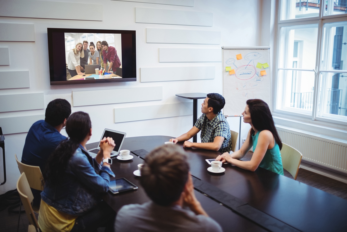 Facisc transmite capacitações ao vivo e online para seu público interno