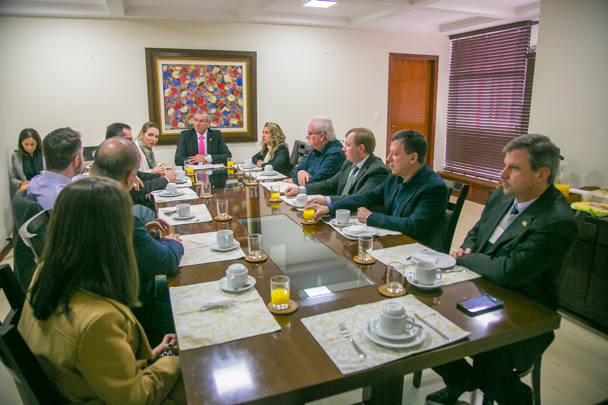 “Café com o Presidente da Alesc” sobre Responsabilidade Social tem participação da Facisc “Café com o Presidente da Alesc” sobre Responsabilidade Social tem participação da Facisc
