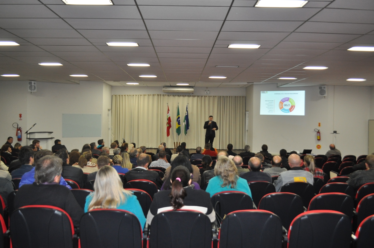 Facisc apresenta indicadores do DEL em Rio Negrinho Facisc apresenta indicadores do DEL em Rio Negrinho