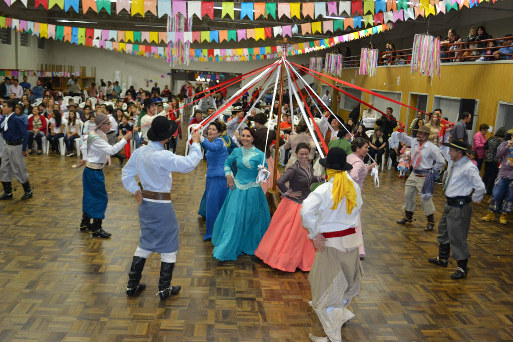 Público consolida o sucesso do Festival de São João promovido pelo Núcleo de Turismo da ACIRCAN