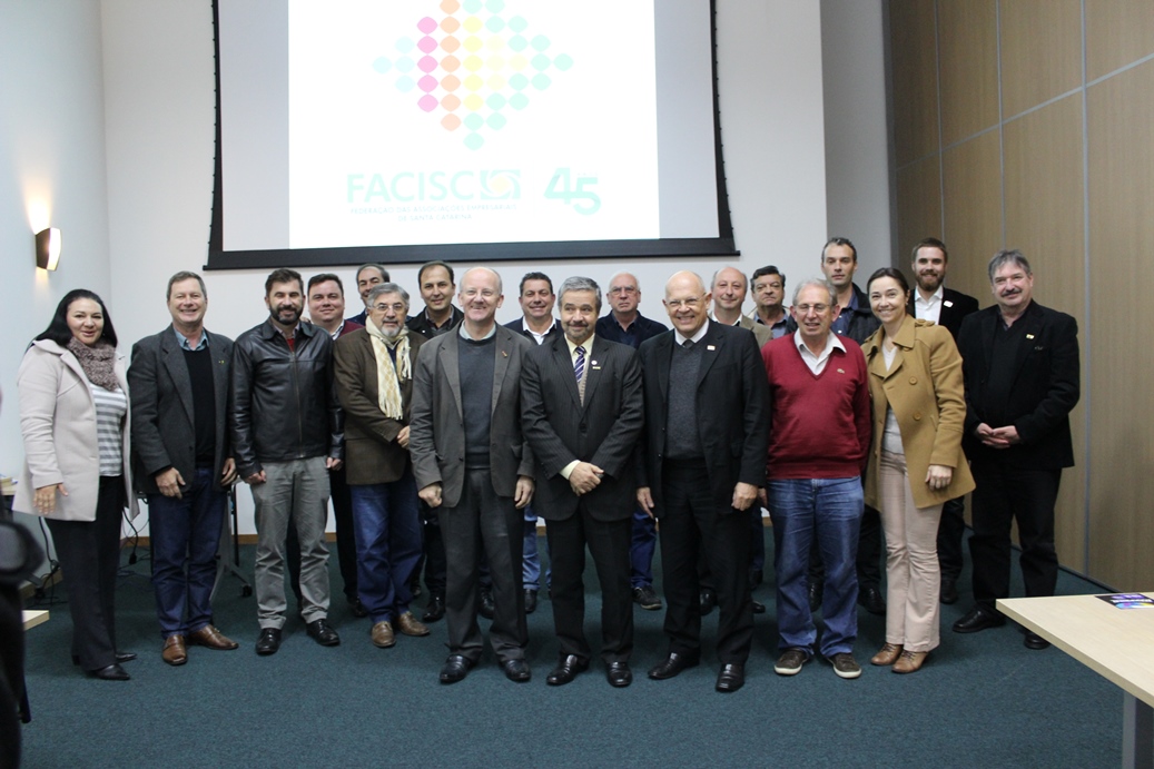 Planalto Norte tem novo vice-presidente regional da Facisc